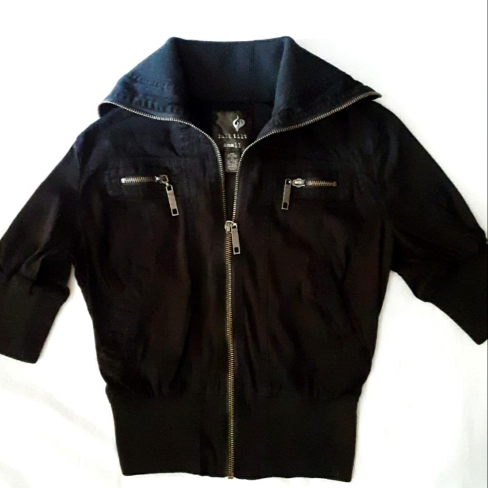 Tilly's Full Tilt Lightweight Ruched Black Zipup Jacket Small